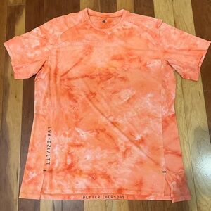 Lululemon Mens Tye Dye Orange Shirt Size XL Athletic Active Sportswear Biker